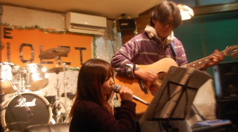 第11回弾き語りばか大会を開催致しました。