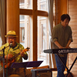 初出場のアロハめんそ～れ楽団の皆様。素敵な音楽を聞かせてくれました。